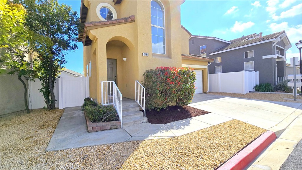 2851 Calle Lumina