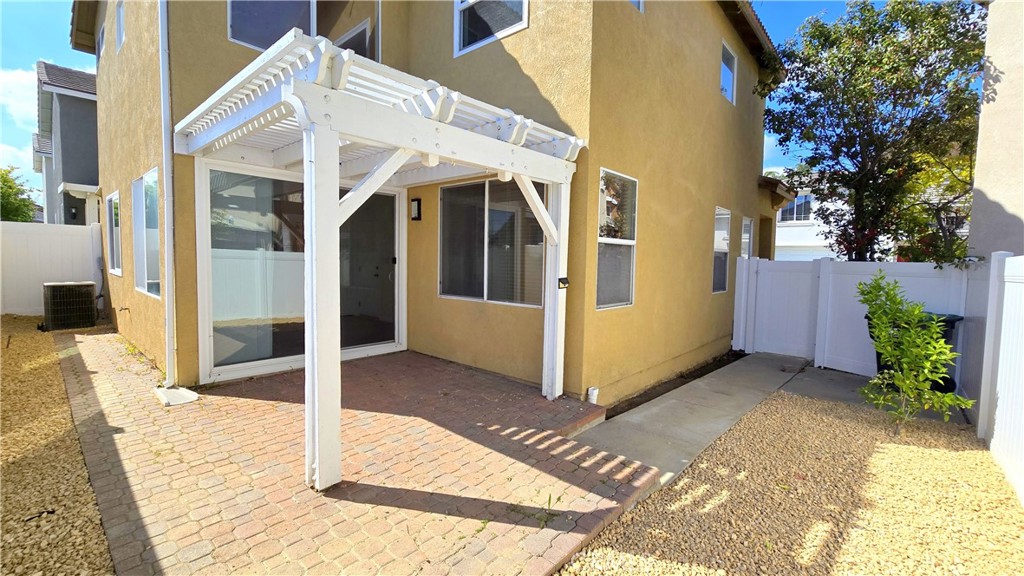 2851 Calle Lumina