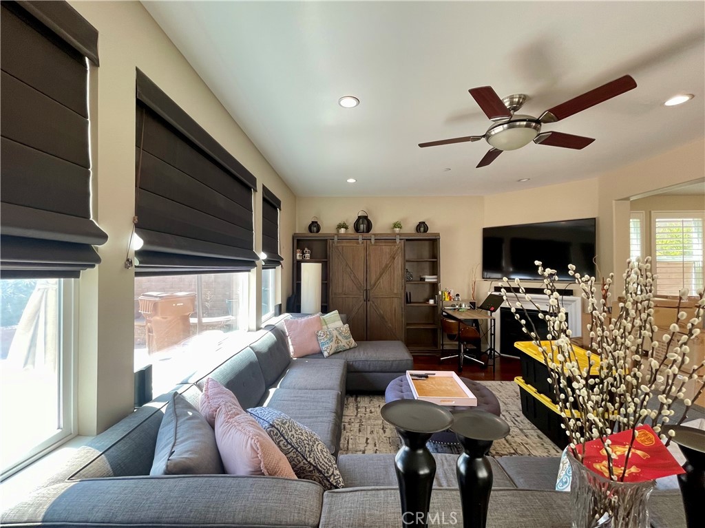 2650 E Pacific Court