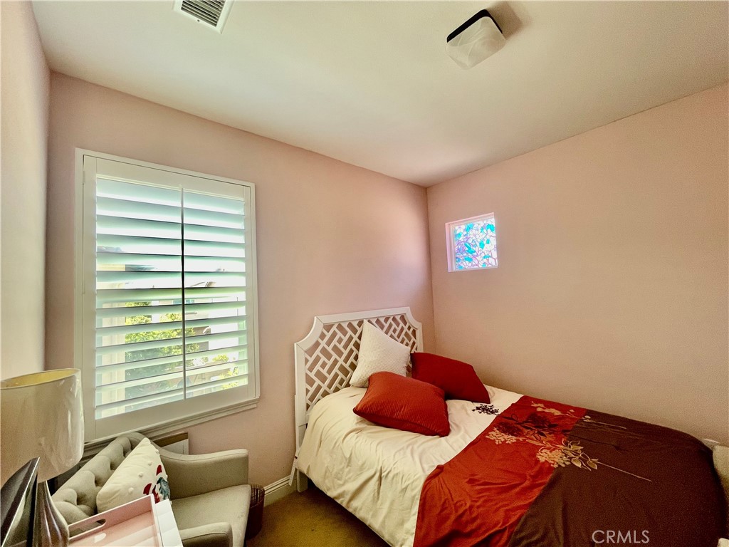 2650 E Pacific Court