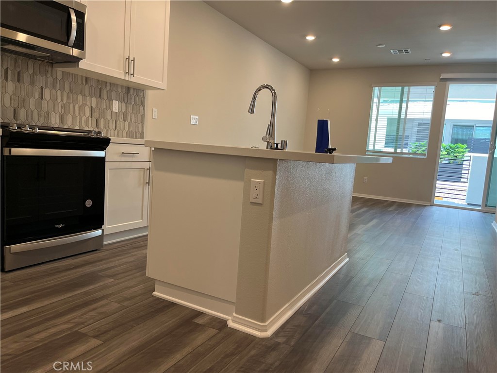 1670 Cayton loop