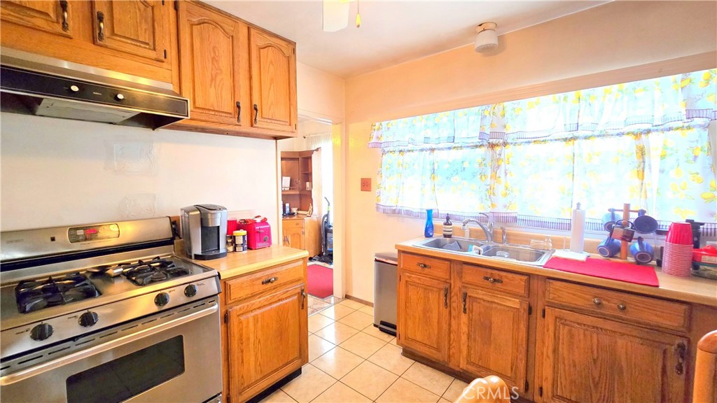 12203 Klingerman Street