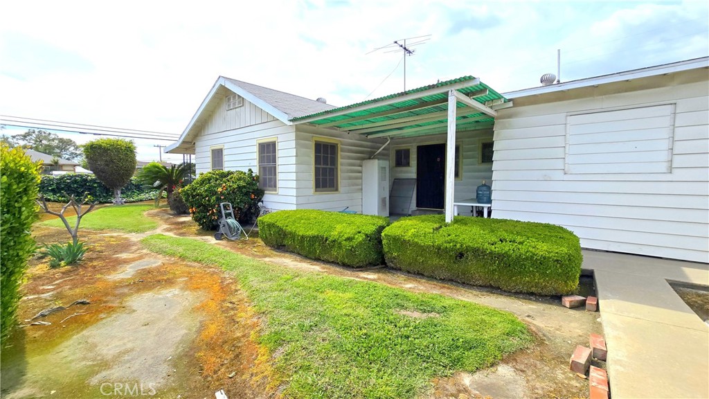 12203 Klingerman Street
