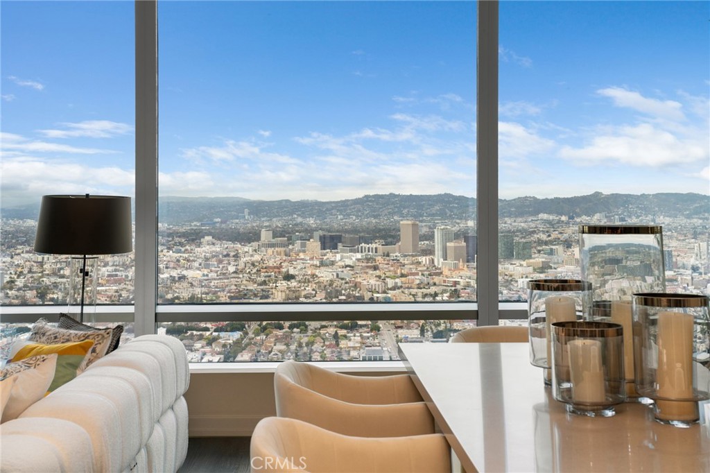 900 W Olympic Boulevard 50C