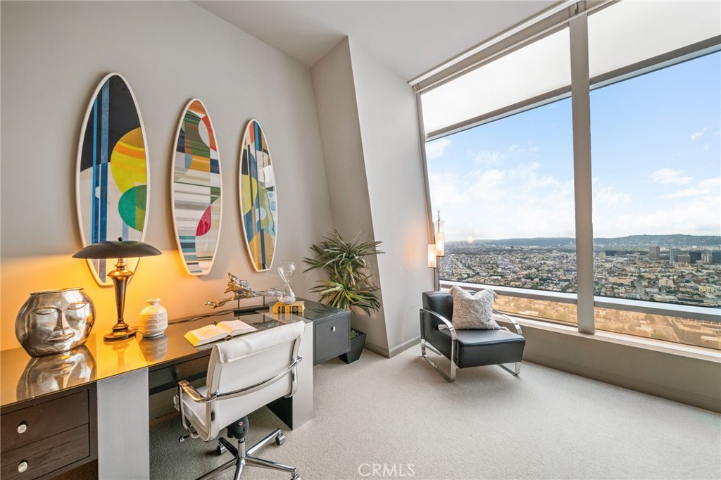 900 W Olympic Boulevard 50C