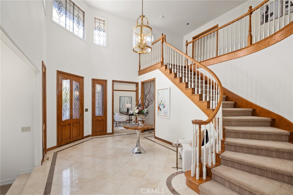 235 Silver Tree Road