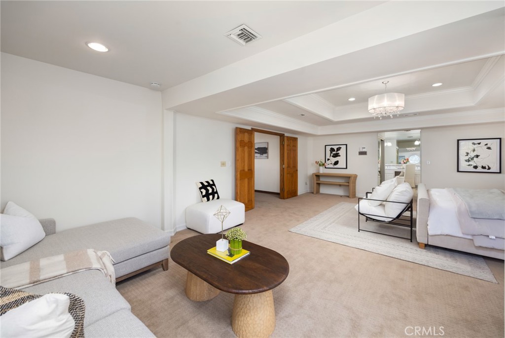 235 Silver Tree Road