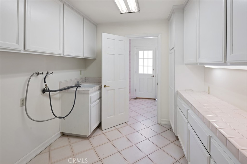 235 Silver Tree Road