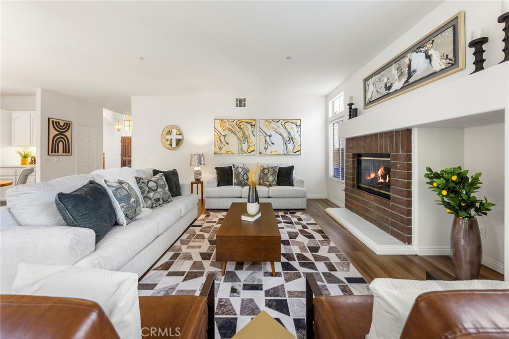 11260 Oak Brook Court