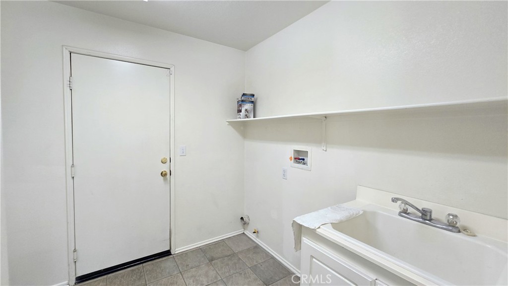 13883 Ellis Park Trail