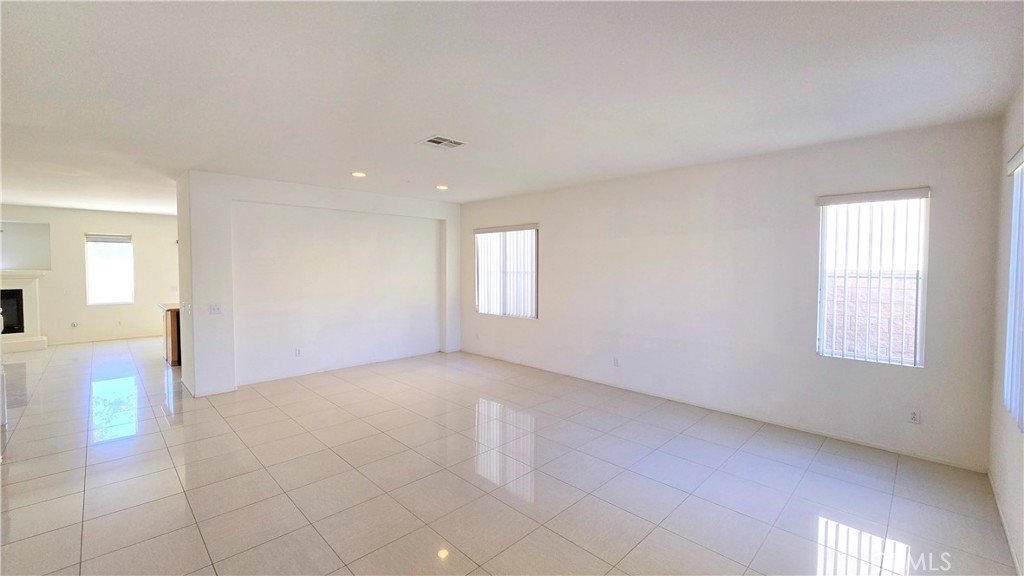 13883 Ellis Park Trail