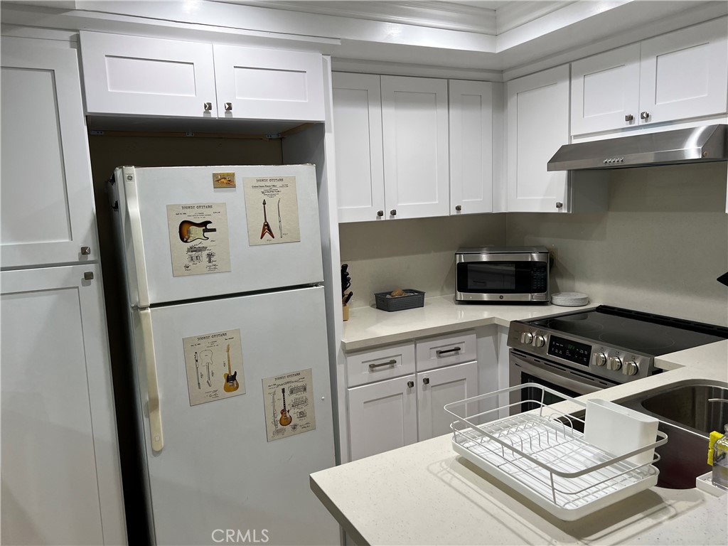 318 S Prospectors Road 48