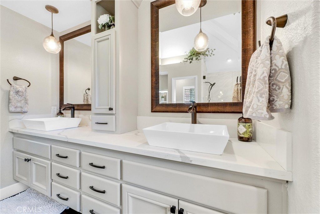 16215 Cadmium Court