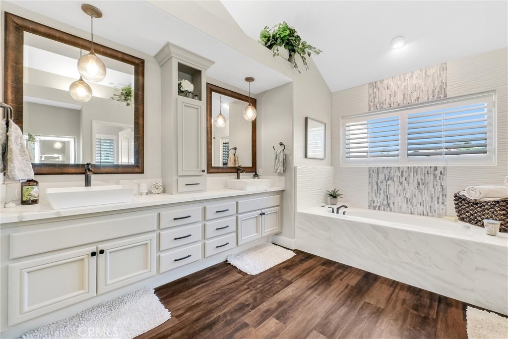 16215 Cadmium Court