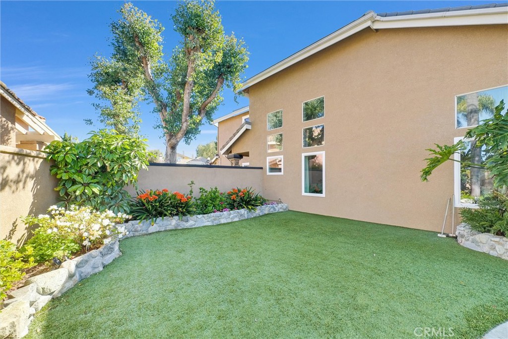 16215 Cadmium Court