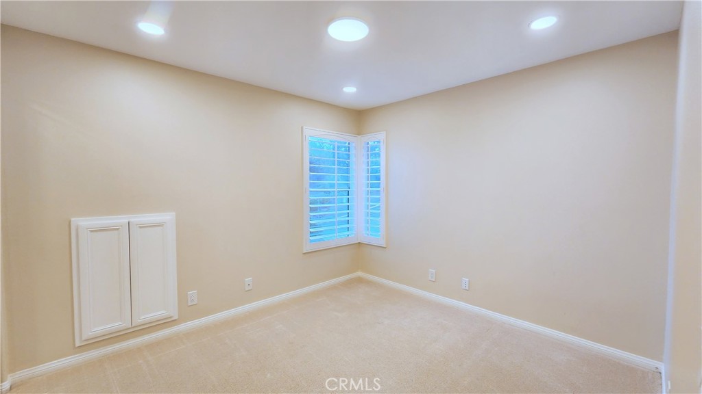 3507 Dartmouth Lane