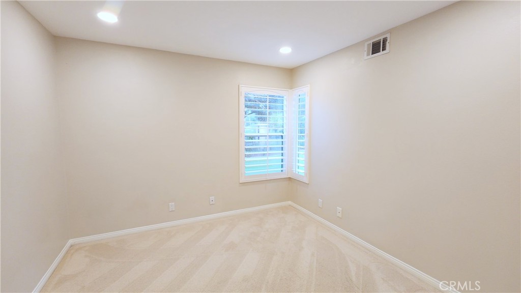 3507 Dartmouth Lane