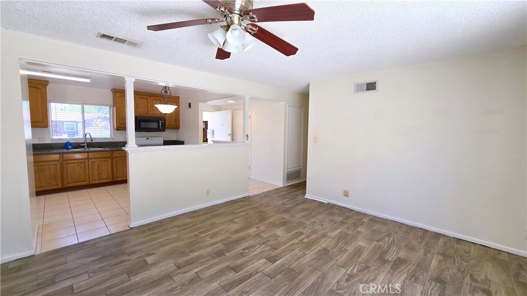 411 Columbiana Drive