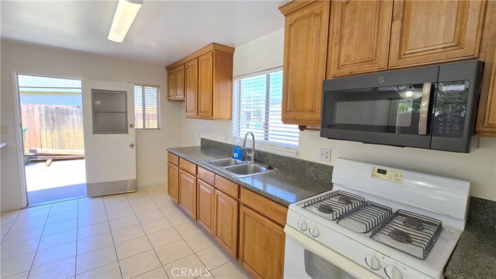 411 Columbiana Drive