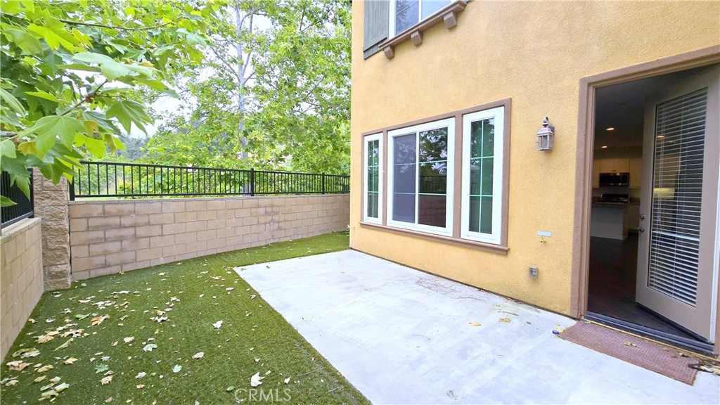 21121 Blossom Way