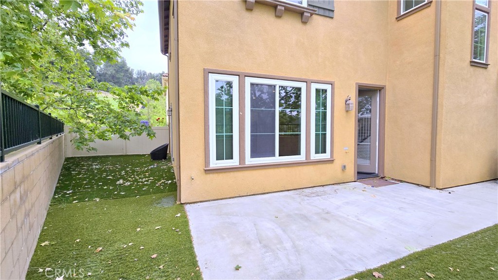 21121 Blossom Way