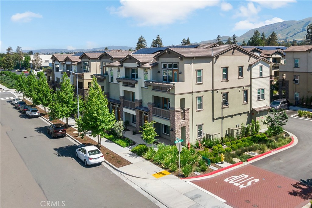 47292 Mission Falls Court