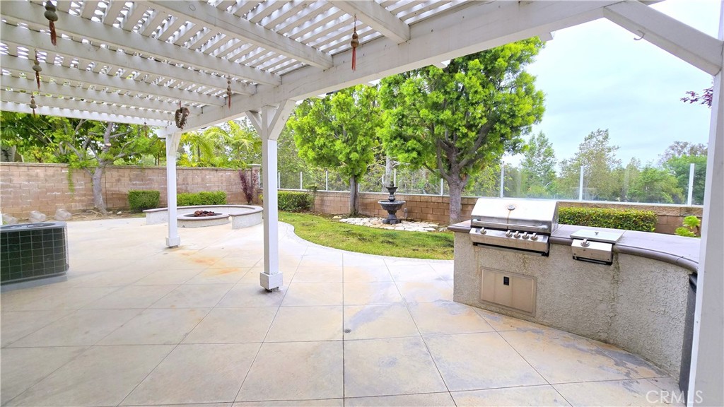 4074 Cedarwood Court