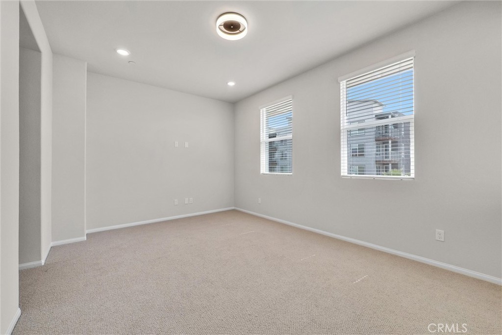 2715 Erebus Court