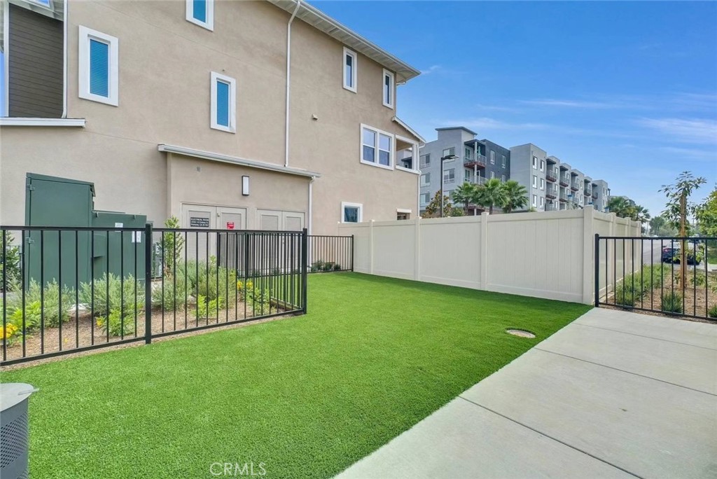 2715 Erebus Court