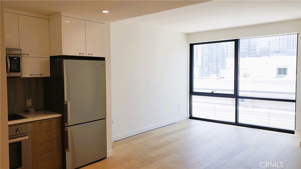 400 S Broadway 1308