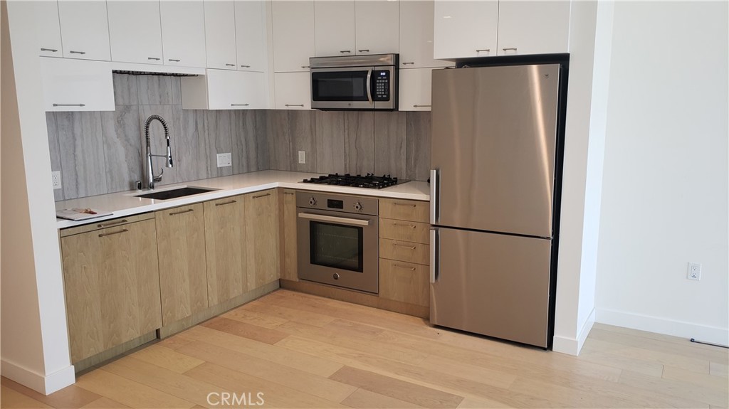 400 S Broadway 1308