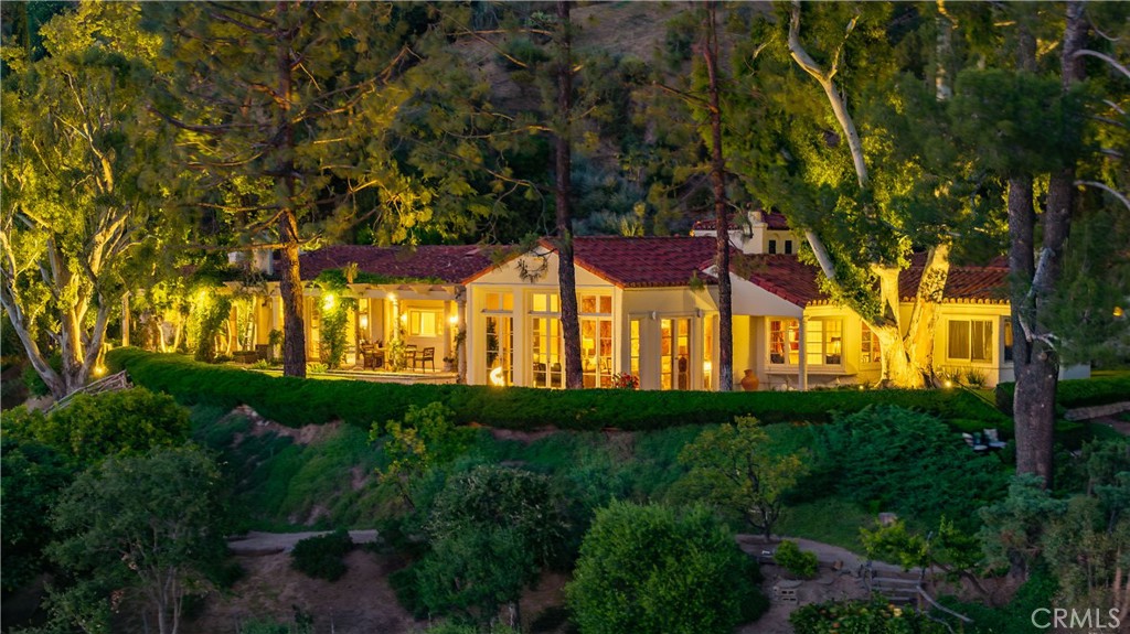 894 Wick Lane