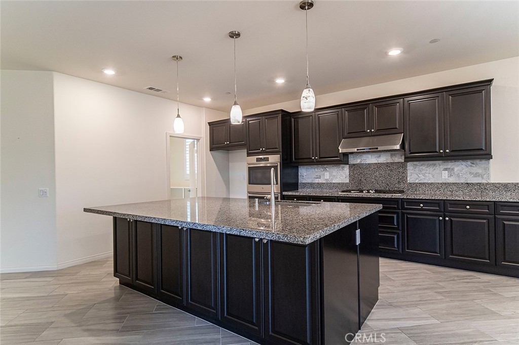 3144 E Yosemite Drive