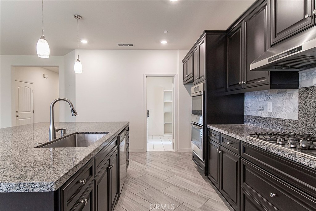 3144 E Yosemite Drive