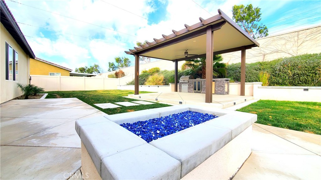 14676 Promontory Lane