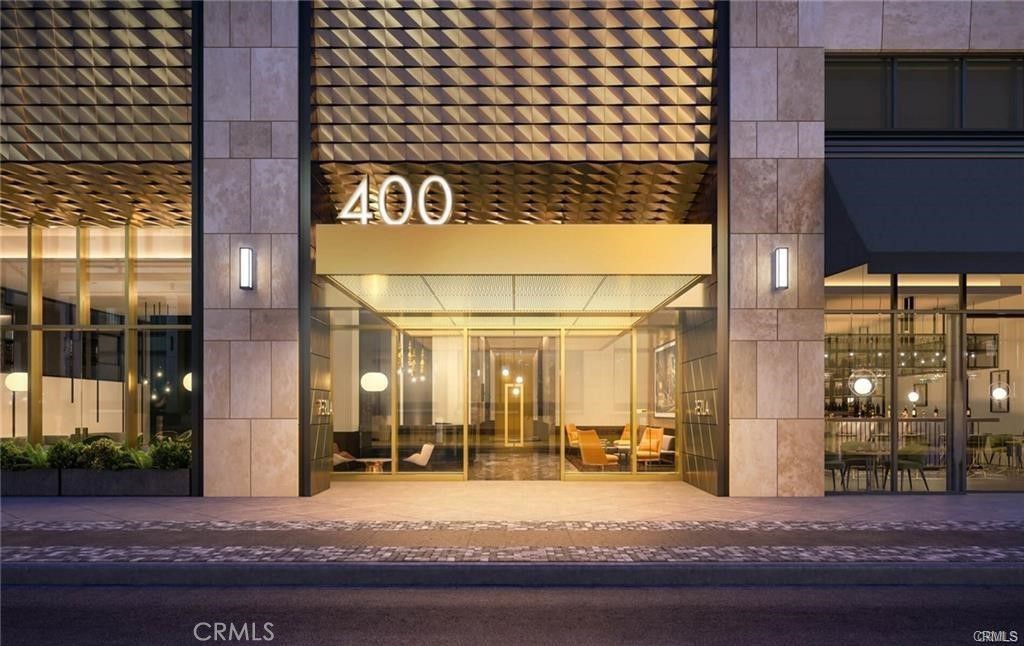 400 S Broadway 1713