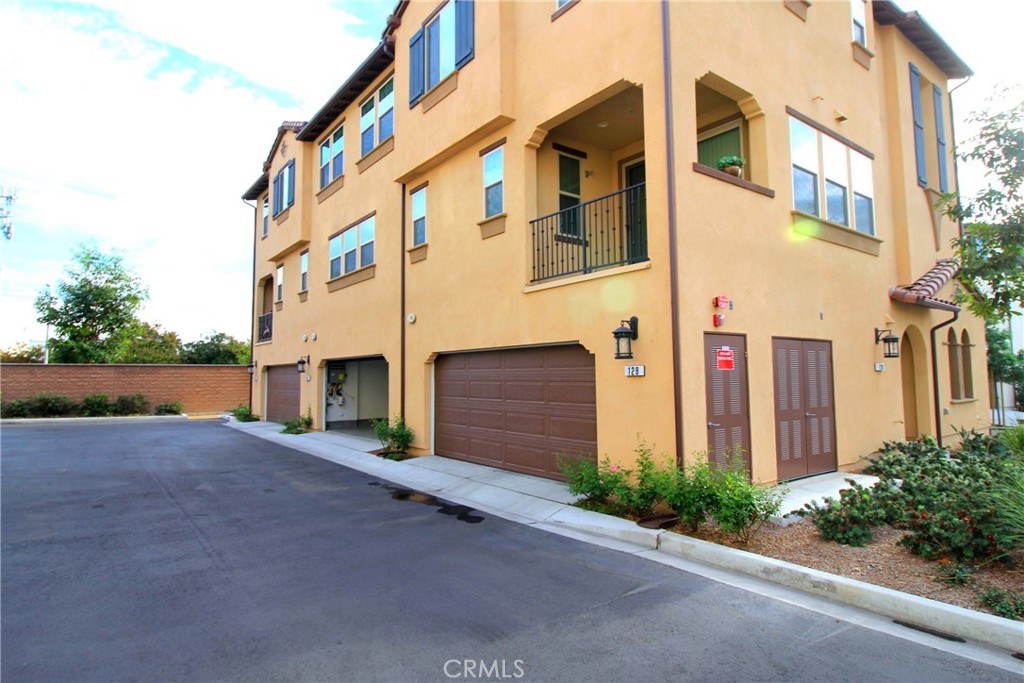 126 Greenleaf Drive