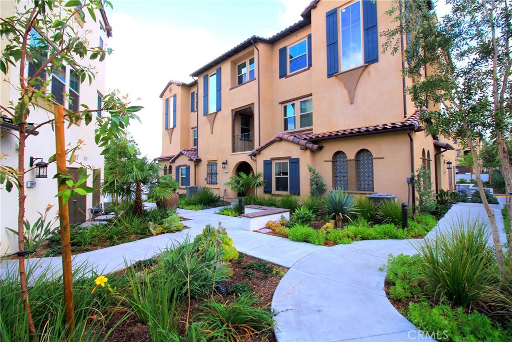 126 Greenleaf Drive