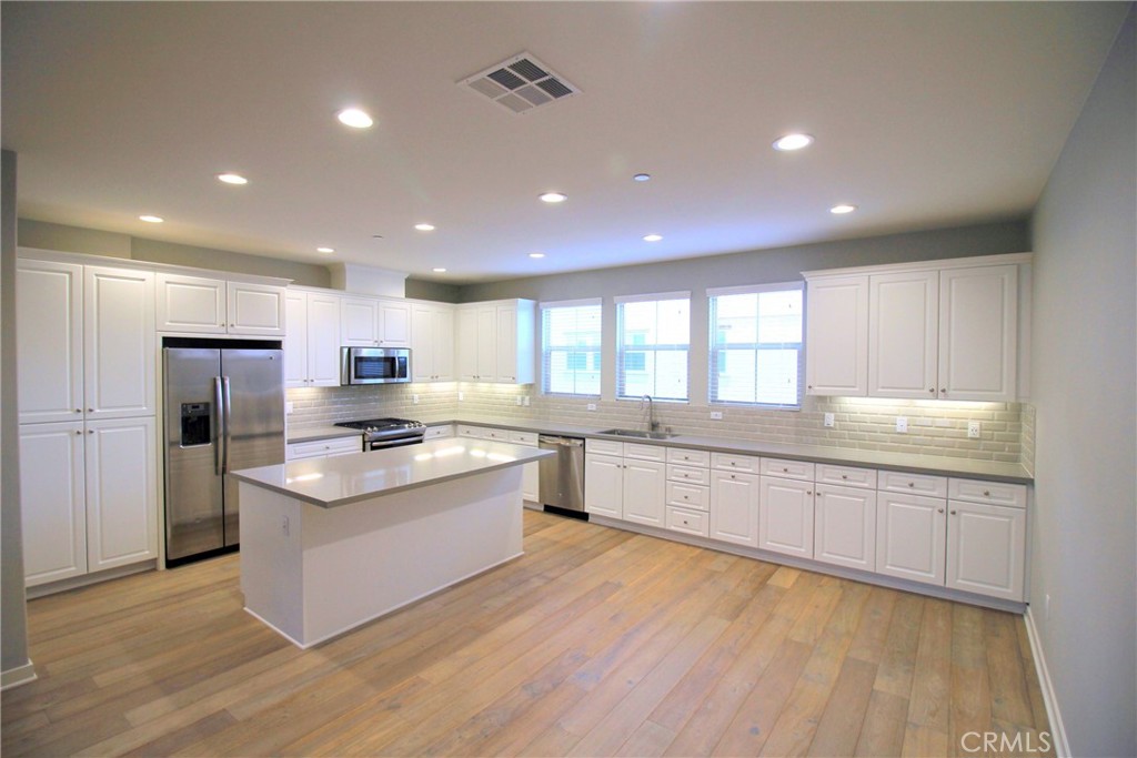 126 Greenleaf Drive