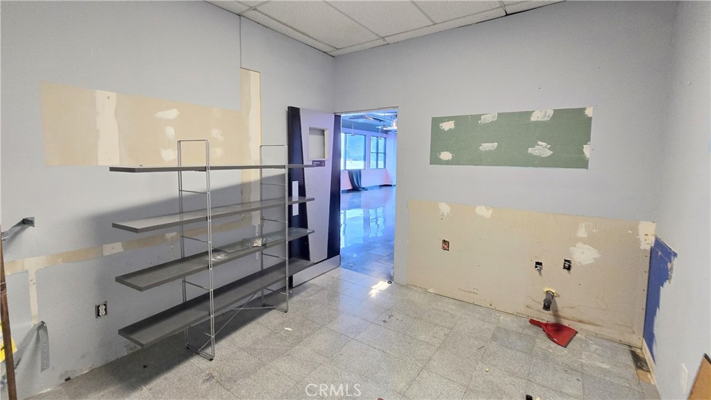 9496 Magnolia Avenue 203