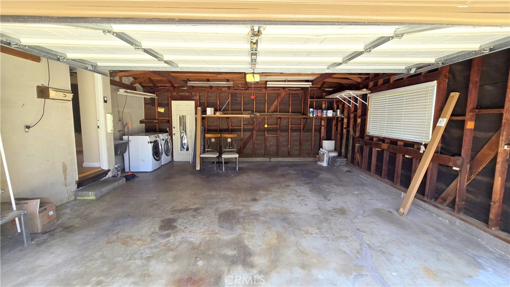 1033 S Rimsdale Drive