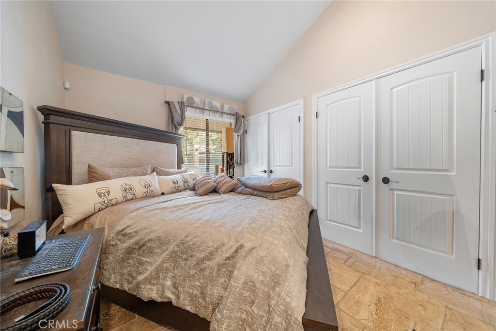 356 S Prospectors Road 84