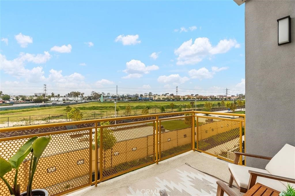 2245 Skylar Place
