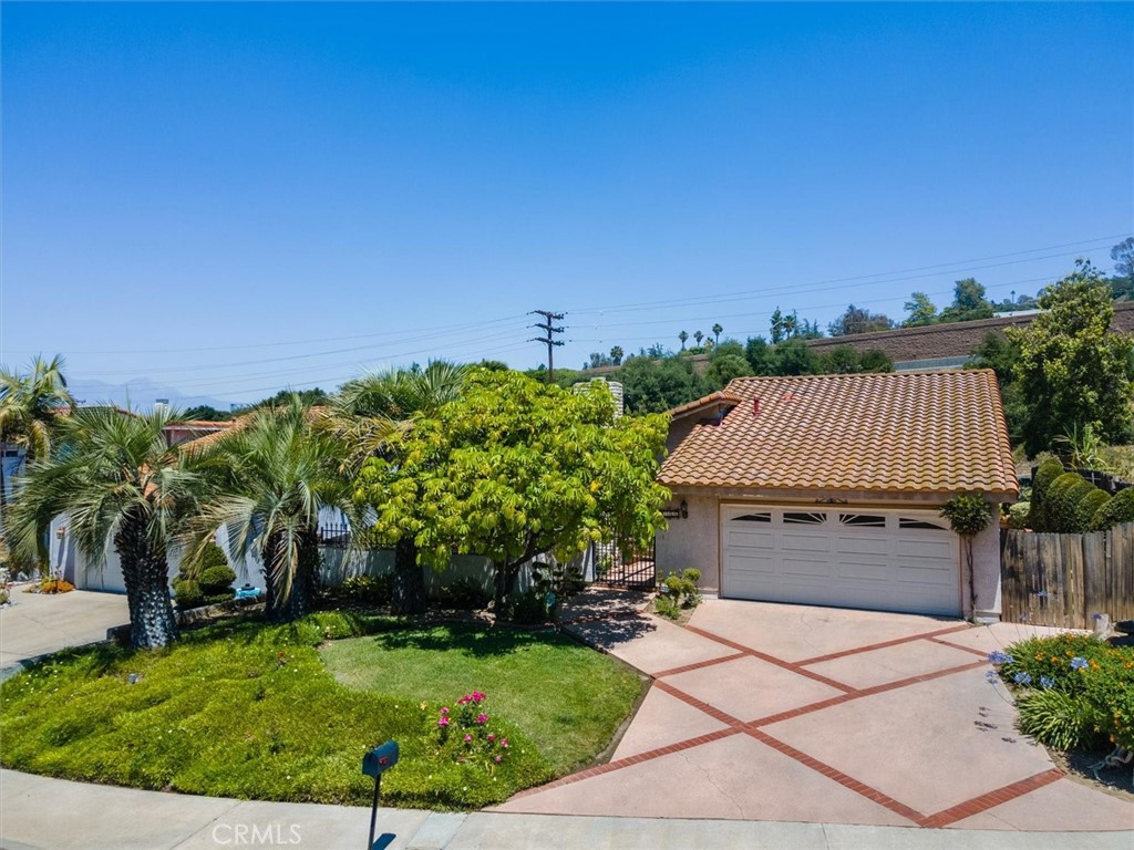 1366 Glenthorpe Drive