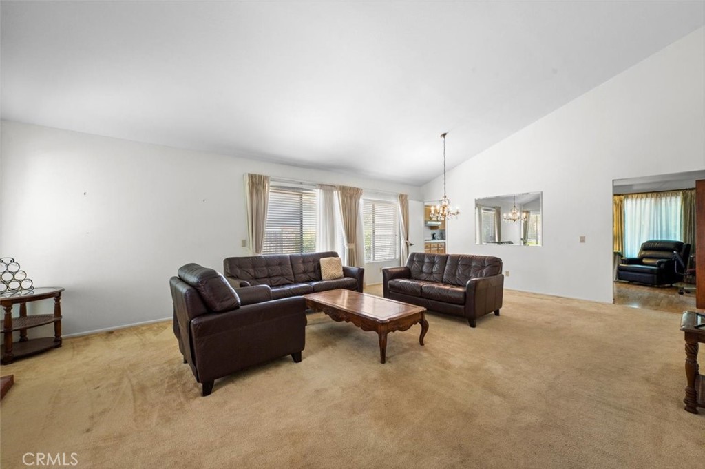 1366 Glenthorpe Drive