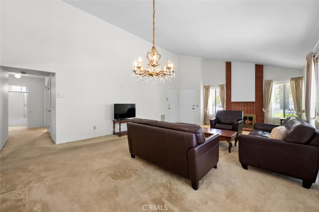 1366 Glenthorpe Drive