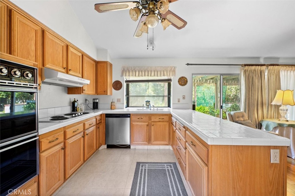 1366 Glenthorpe Drive