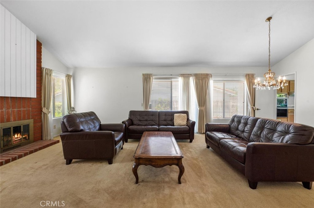 1366 Glenthorpe Drive