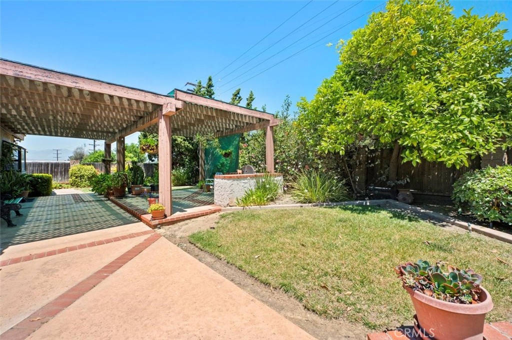 1366 Glenthorpe Drive