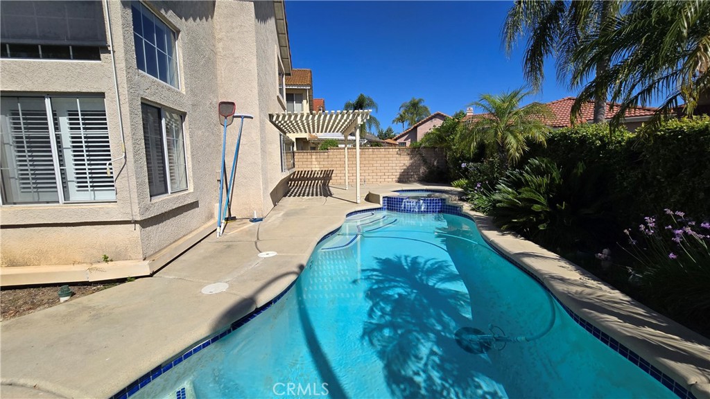 2192 Hedgerow Lane